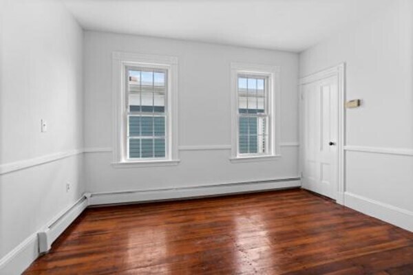 Foto del edificio - 401 E 7th St