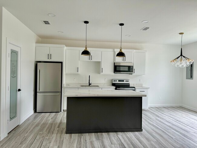 Foto del edificio - 708 W Seminole Ave