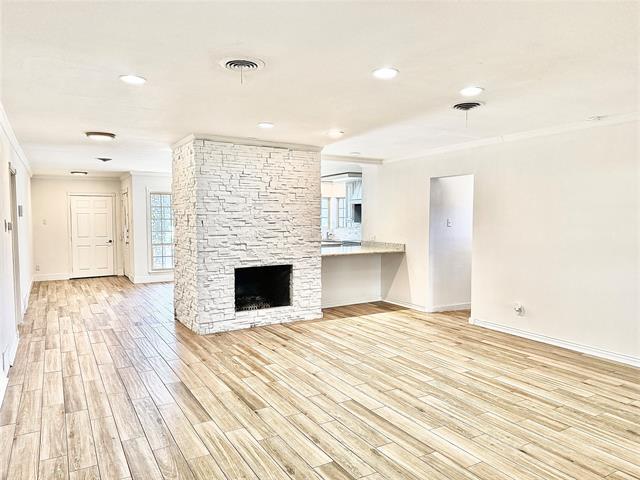 Foto del edificio - 4084 Purdue Ave