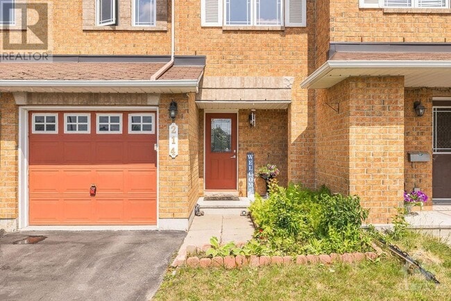 Building Photo - 214 Montmorency Way