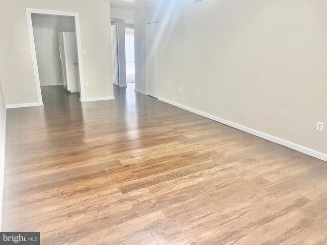 Foto del edificio - 3301 Hewitt Ave