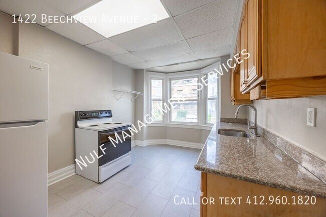 Foto del edificio - 1422 Beechview Ave