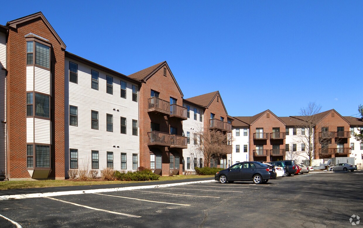 Foto del edificio - Cedar Woods