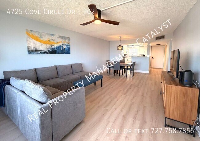 Building Photo - 4725 Cove Cir