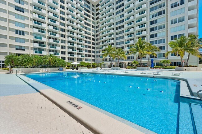 Foto del edificio - 1000 West Ave