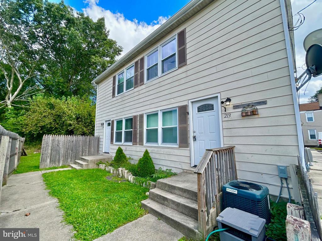 Foto principal - 213-215 Black Horse Pike