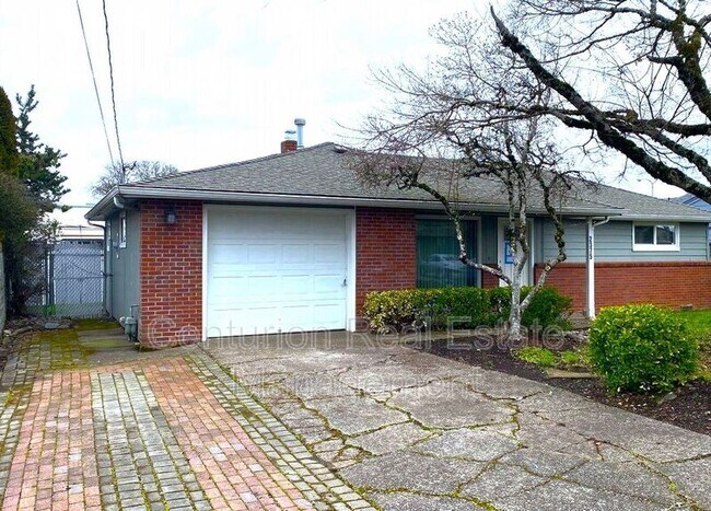 Building Photo - 2375 Rural Ave SE