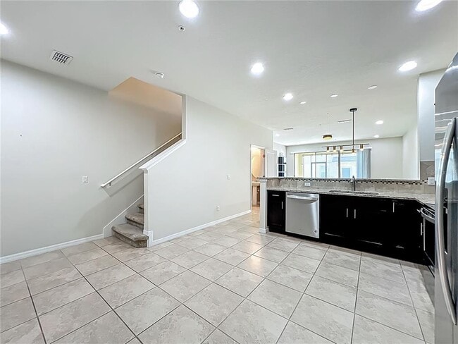 Building Photo - 3004 Alessa Loop