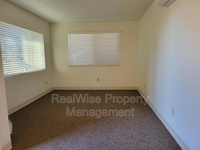 Foto del edificio - 702 SW Isham St