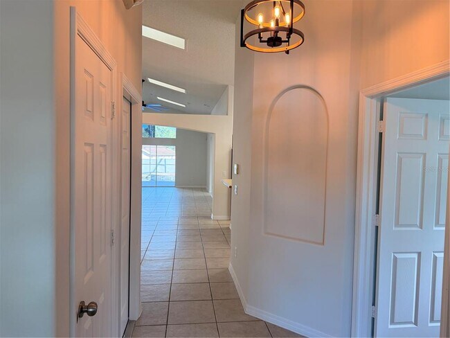 Building Photo - 2604 Luiseno Way