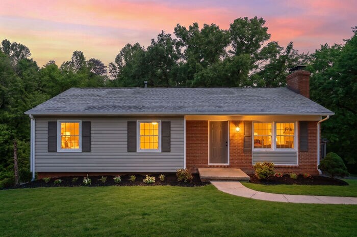 Photo - 2208 Banbury St, Charlottesville, VA 22901