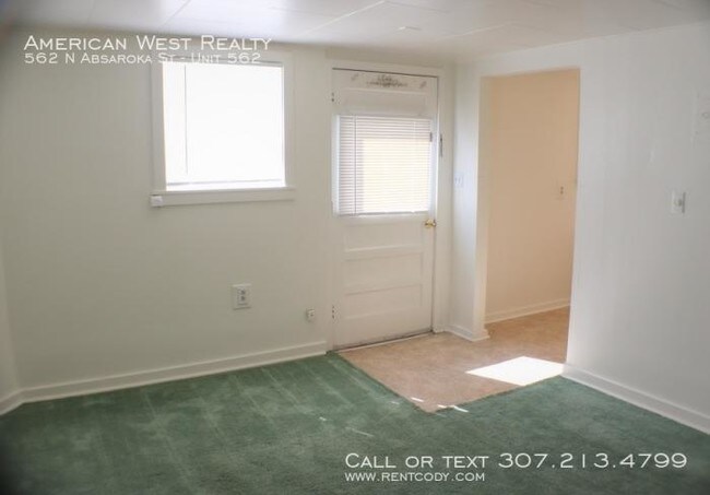 Building Photo - bedroom in Powell WY 82435