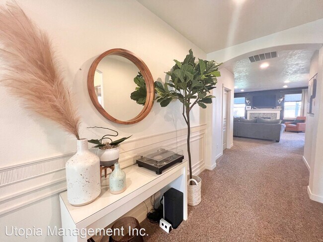 Foto del edificio - 3 br, 2 bath House - 3667 SW Pumice Pl