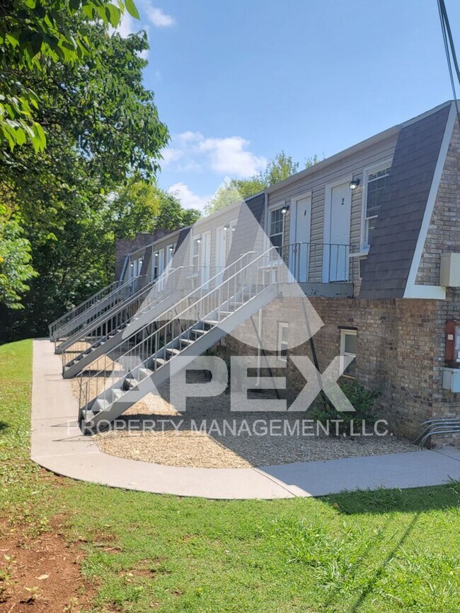 Foto del edificio - Recently Renovated - Alcoa Studio Apartment – Convenient Location!