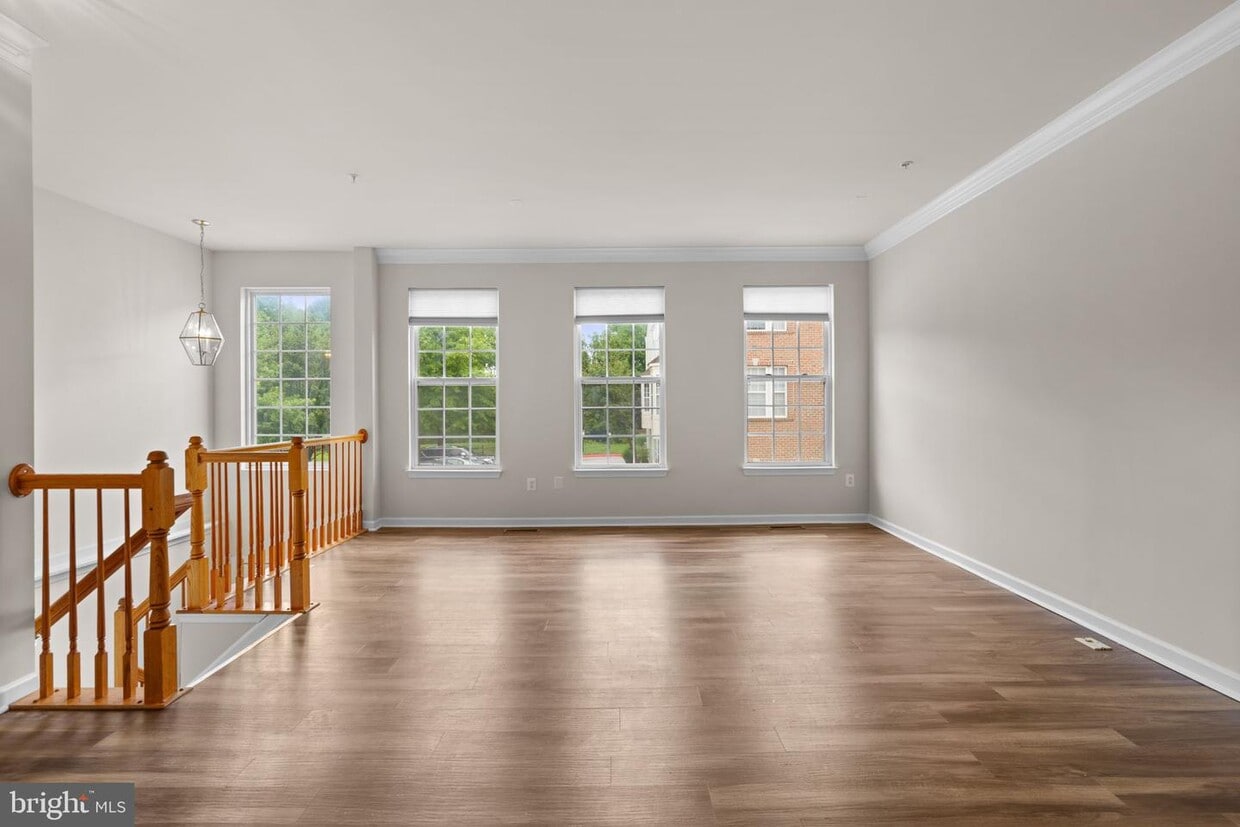 7033 Water Oak Rd, Elkridge, MD 21075 Townhome Rentals in Elkridge MD