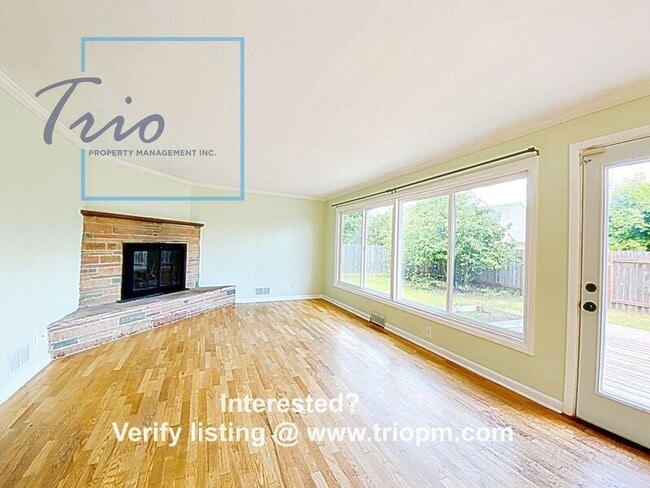 Building Photo - 1099 Arcadia Dr