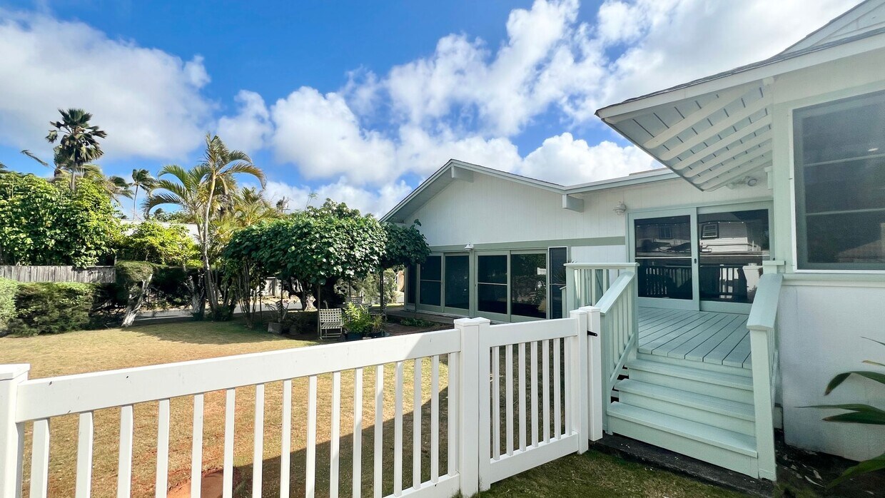 Foto principal - AVAILABLE NOW! PARTIALLY RENOVATED 2 BEDRO...