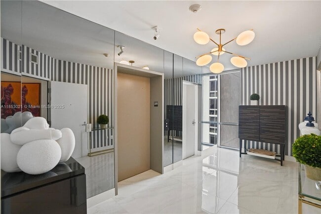 Building Photo - 16385 Biscayne Blvd
