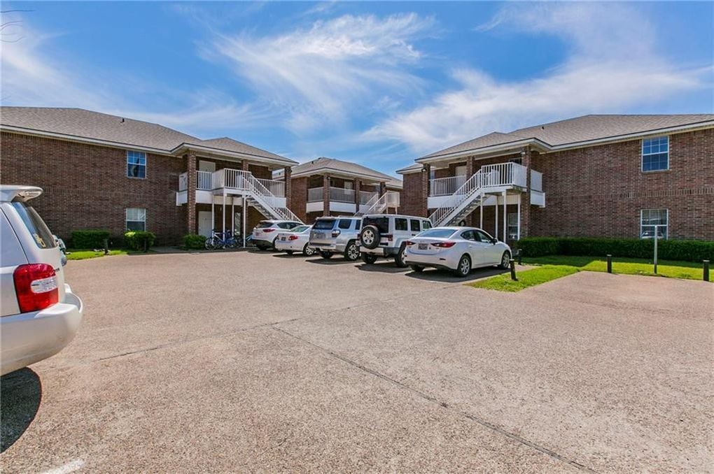 Two Parking Lots - 1226 Bagby Ave