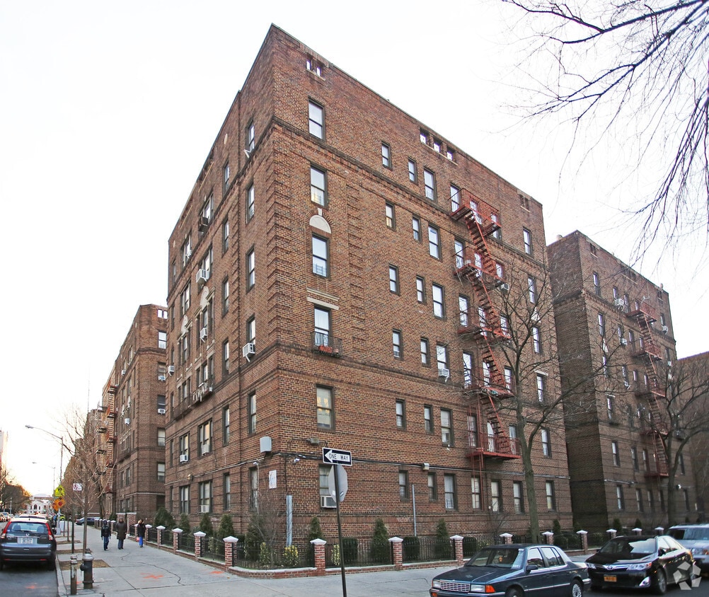 1700 Albemarle Rd, Brooklyn, NY 11226 Apartments in Brooklyn, NY