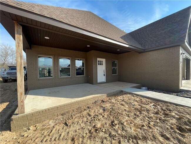 Building Photo - 424 Ryder St