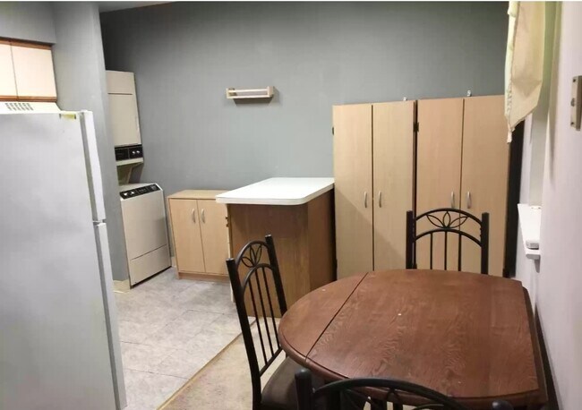 Foto del edificio - 308 Garnet Dr