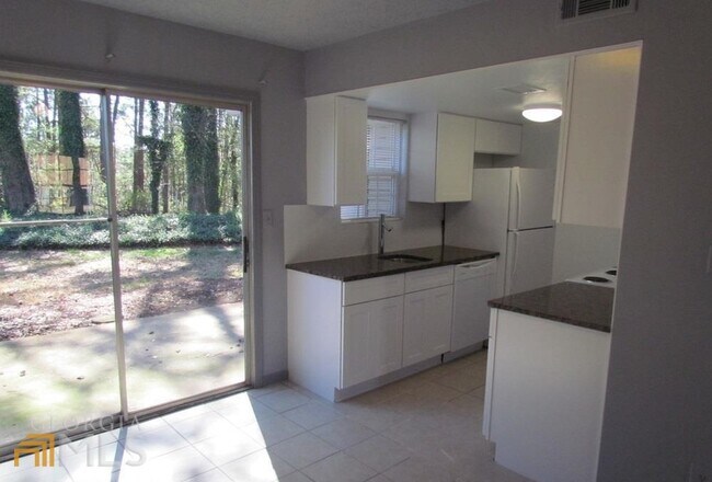 Building Photo - 237 Northdale Pl