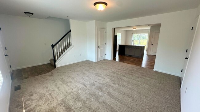 Building Photo - 429 Masonic Dr
