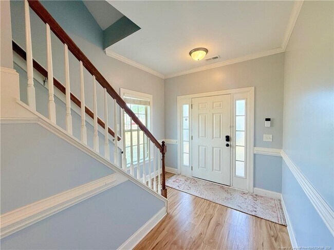 Building Photo - 418 Century Dr