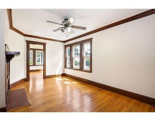 Building Photo - 110-112 Austin St