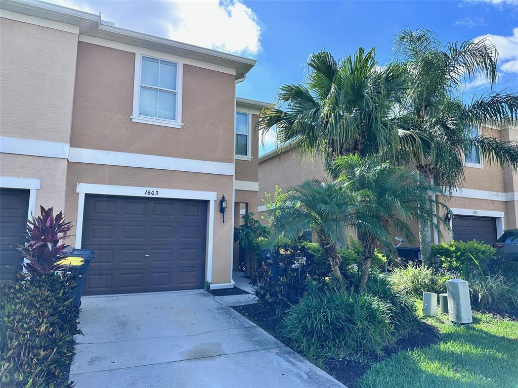 Foto principal - 1603 Chelsea Dr