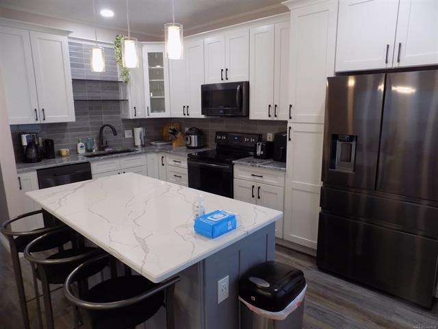 Building Photo - 36225 Dominion Cir