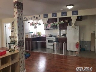 Foto del edificio - 147-05 Jasmine Ave