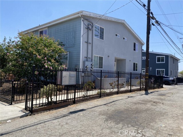 Foto del edificio - 2420 Folsom St