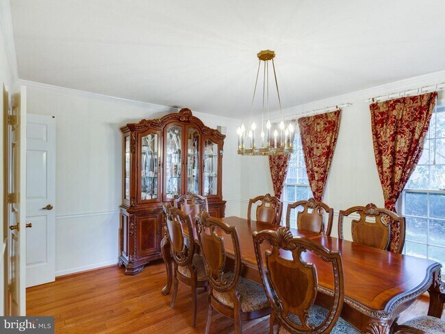 Foto del edificio - 7705 Huntmaster Ln