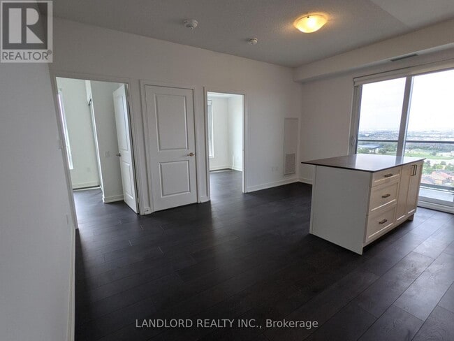 Building Photo - 8 Nahani Way