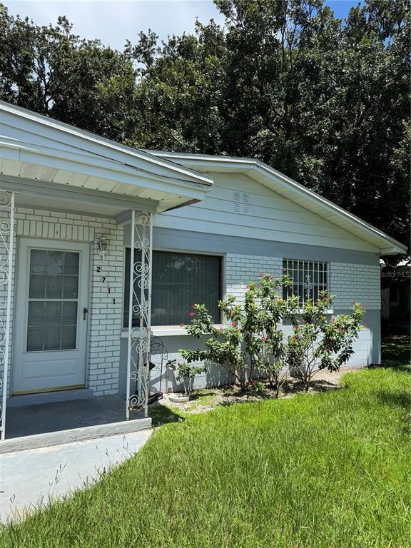 Primary Photo - 2711 W Heiter St