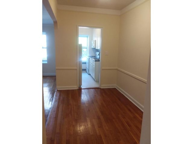 Building Photo - 112 112th St