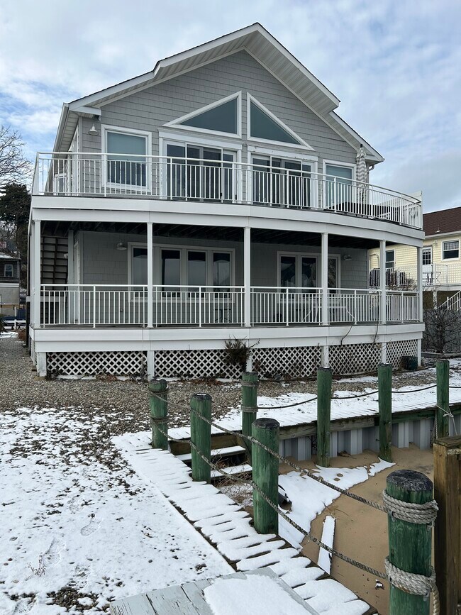 Foto del edificio - 46 S Bay Ave