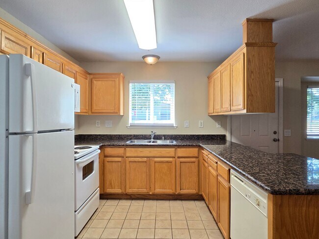 Foto del edificio - 3845 Blackford Ave