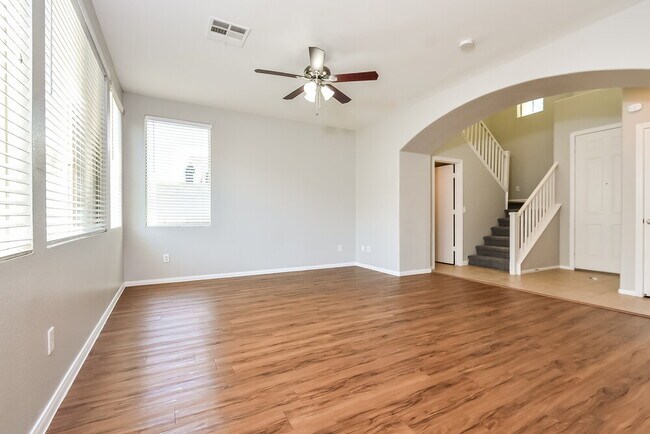 Building Photo - 5441 Pipers Stone St