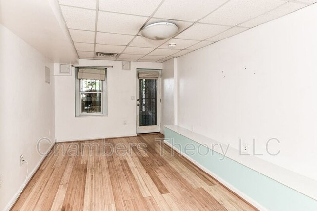 Foto del edificio - 1750 T St NW