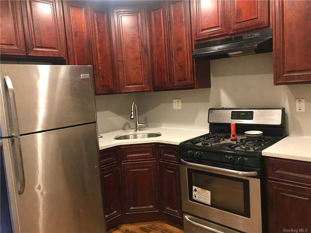 Foto principal - 138-11 102nd Ave