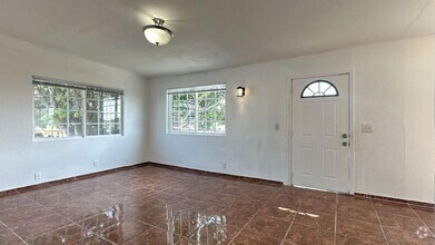 Building Photo - 445 W Shamrock St