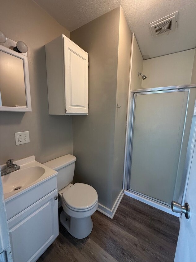 Foto del edificio - 904 W Main St