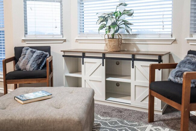 Foto del edificio - 7418 Lake Livingston Dr