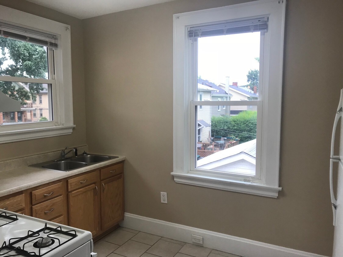 2834 Minot Ave Unit FL2, Cincinnati, OH 45209 Apartments in