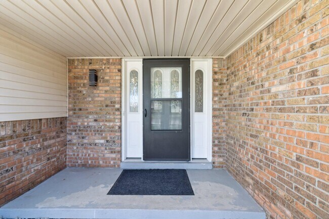 Building Photo - 7744 Wheaton Dr