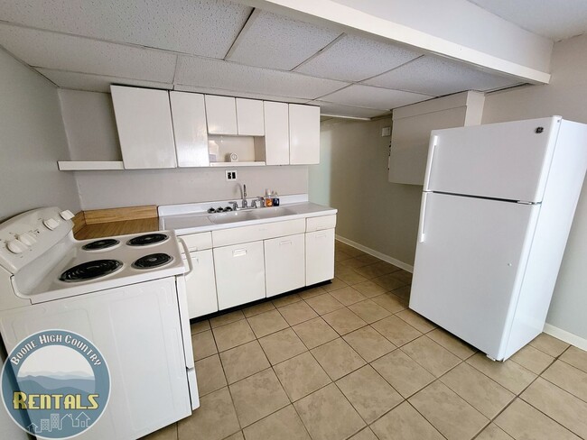 Foto del edificio - 1489 Brown's Chapel Rd