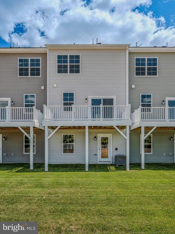 Building Photo - 146 Cooperage Rd